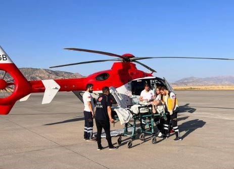 Şırnak’ta helikopter ambulans kanser hastası için havalandı -VİDEOLU