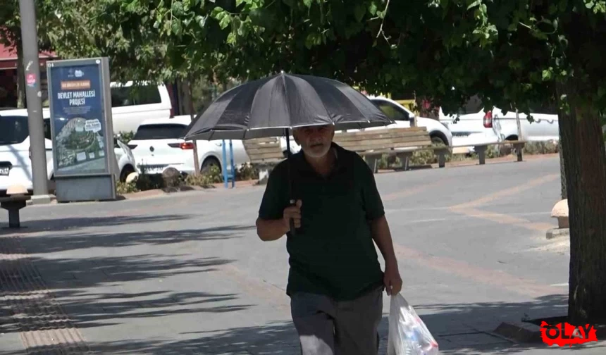 Batman’da sıcak hava dalgası nedeniyle cadde ve sokaklar boş kaldı