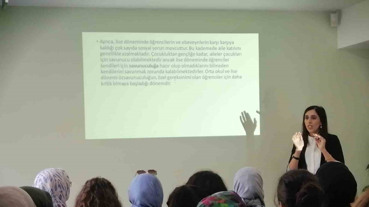 ABA otizm eğitim merkezinden farkındalık semineri