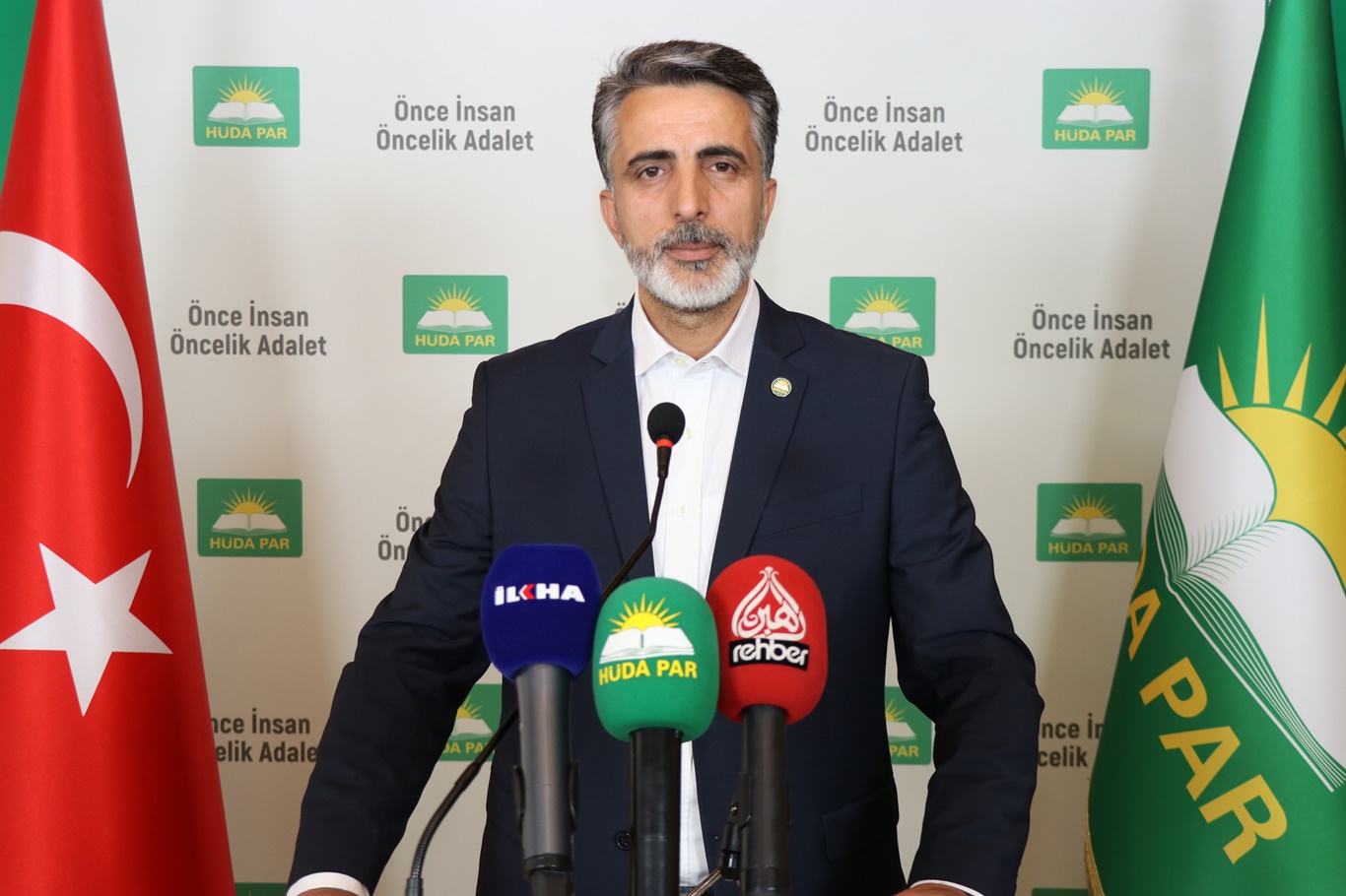 HÜDA PAR Sözcüsü Emiroğlu: Batı'da İslam düşmanlığı bir politika haline geldi