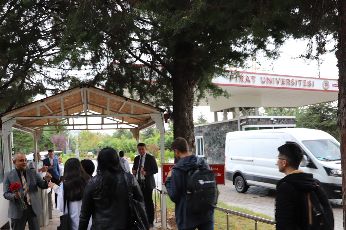 Fırat Üniversitesi öğrencileri yüz yüze eğitime başladı