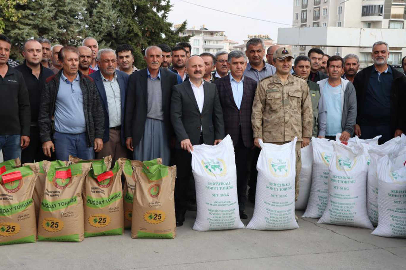 Adıyaman'da çiftlilere 392 ton tohumluk verildi