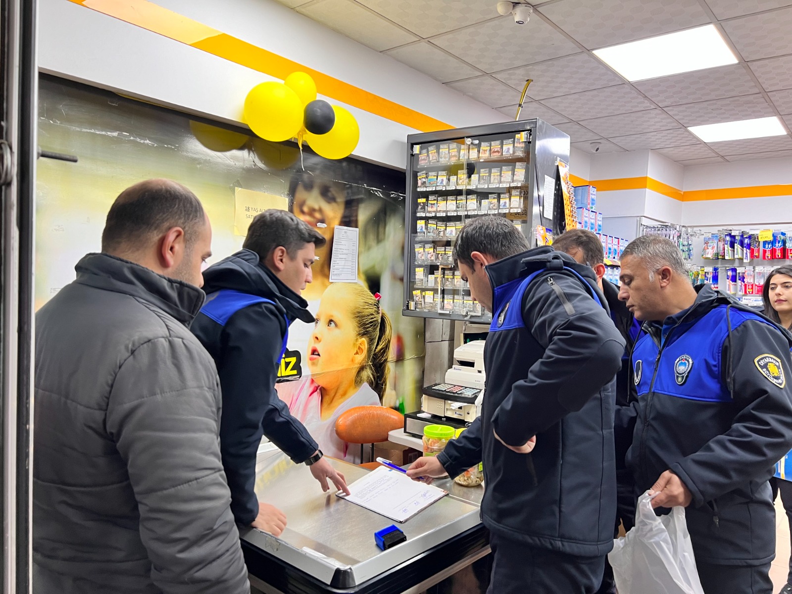 Diyarbakır'da zabıta gıda denetimini sürdürüyor