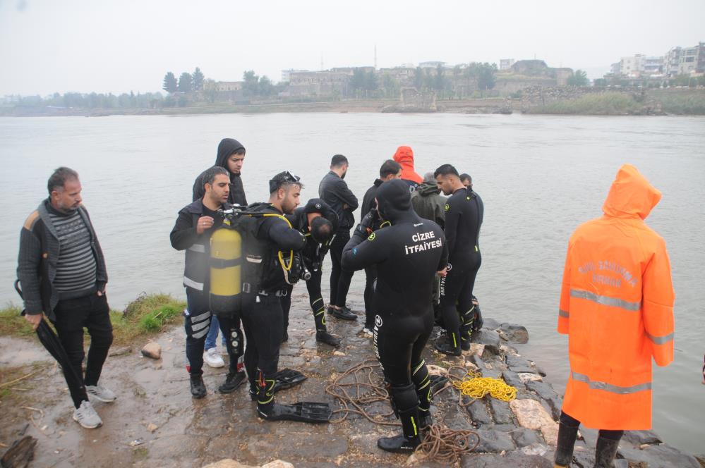 Dicle Nehri'nde 2 kız kardeş intihar etti