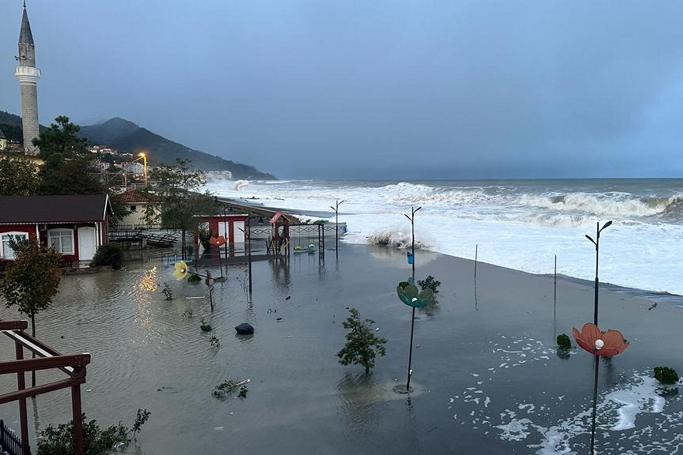 İskenderun'da eğitime ara verildi