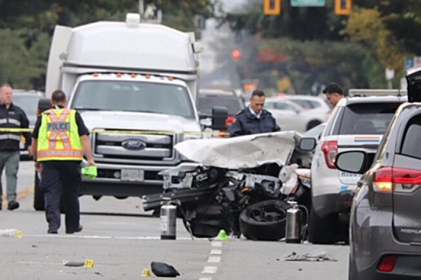 Polisten kaçan otomobilin yol açtığı kazada 8 kişi öldü