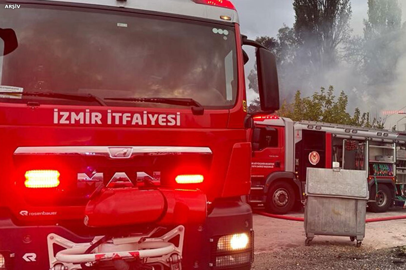 Toptancı halinde çıkan yangında 10 iş yeri zarar gördü