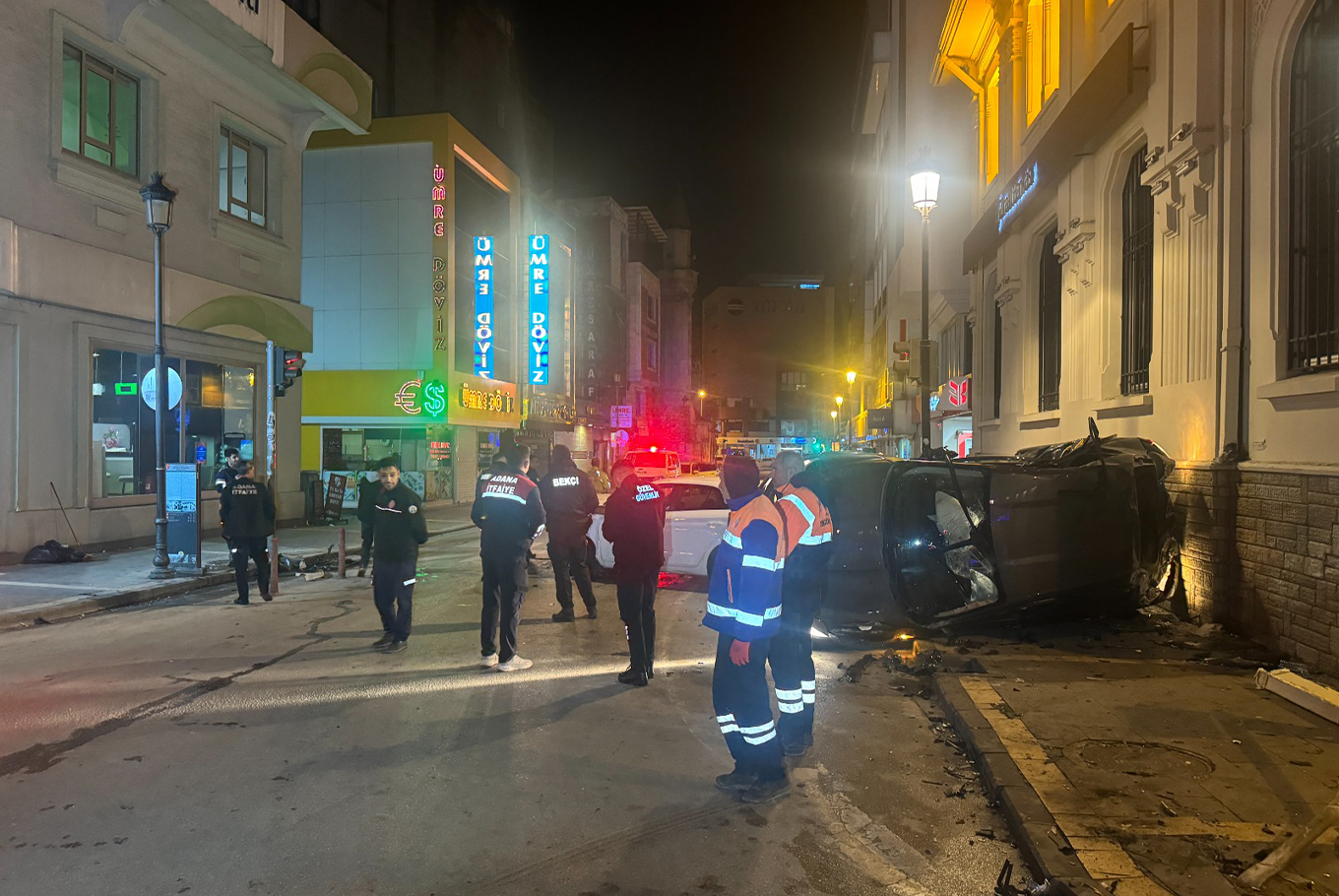 Adana'da trafik kazası kazası: 2 yaralı