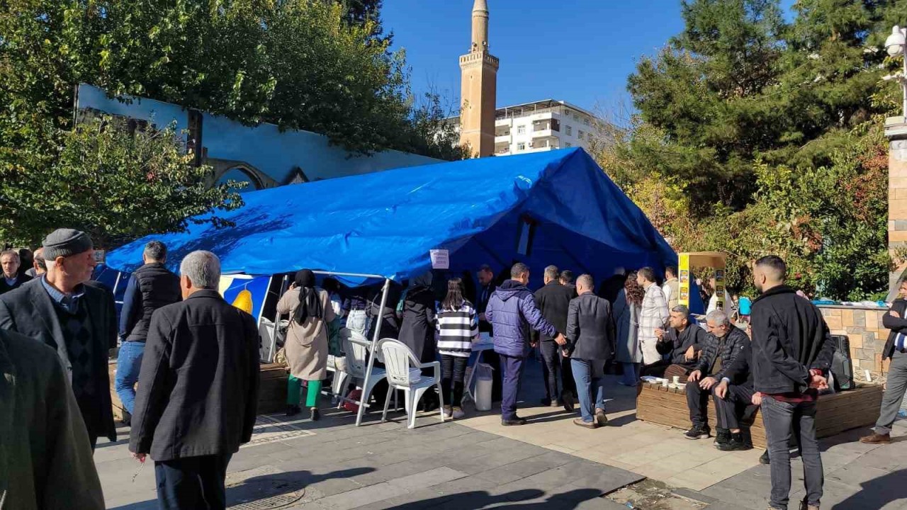 Silvan'da Filistinliler yararına yardım etkinliği