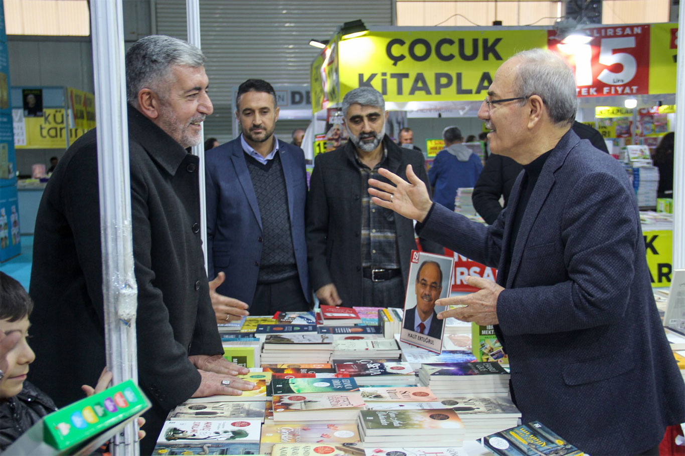 HÜDA PAR Diyarbakır İl Başkanlığı'ndan "Kitap Fuarı"na ziyaret