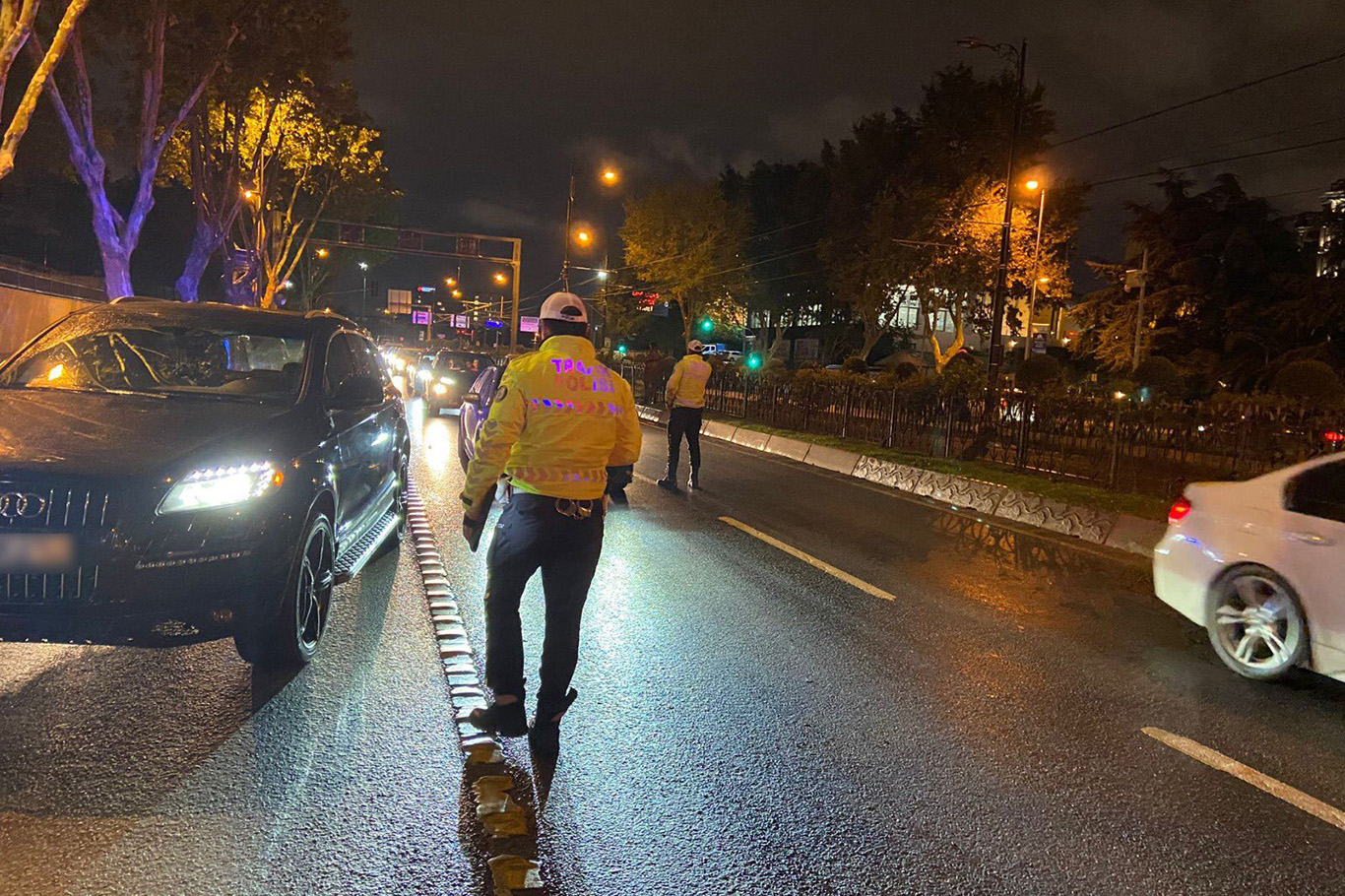 İstanbul'da asayiş uygulaması: 450 gözaltı