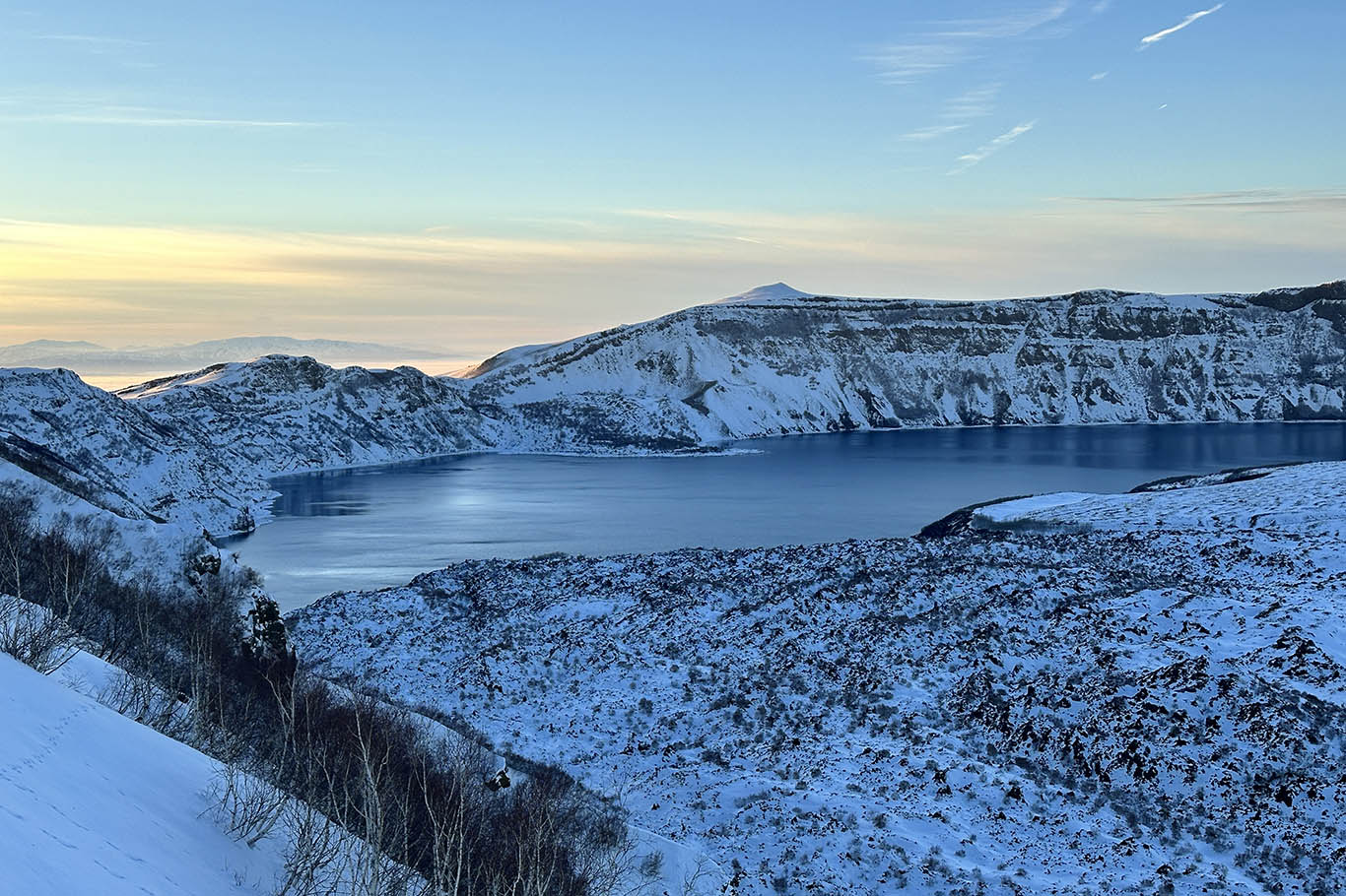 Nemrut Krater Gölü dondu