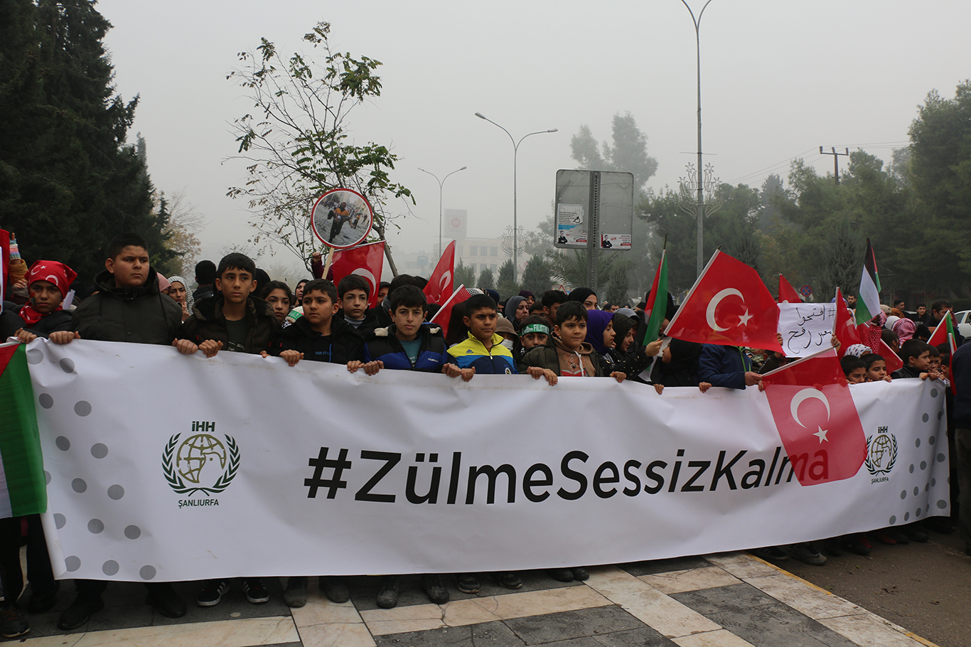 Şanlıurfa'da çocuklar "Gazzeli çocuklar öldürülmesin" dedi