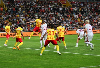 Galatasaray ile Kayserispor maçı bugün! Hangi kanalda?