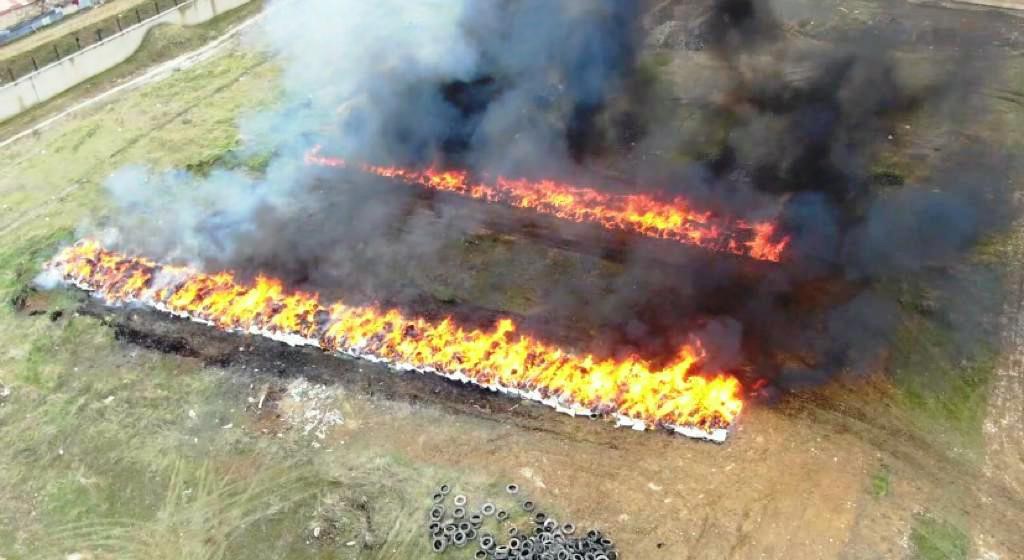 Diyarbakır’da tonlarca uyuşturucu yakıldı