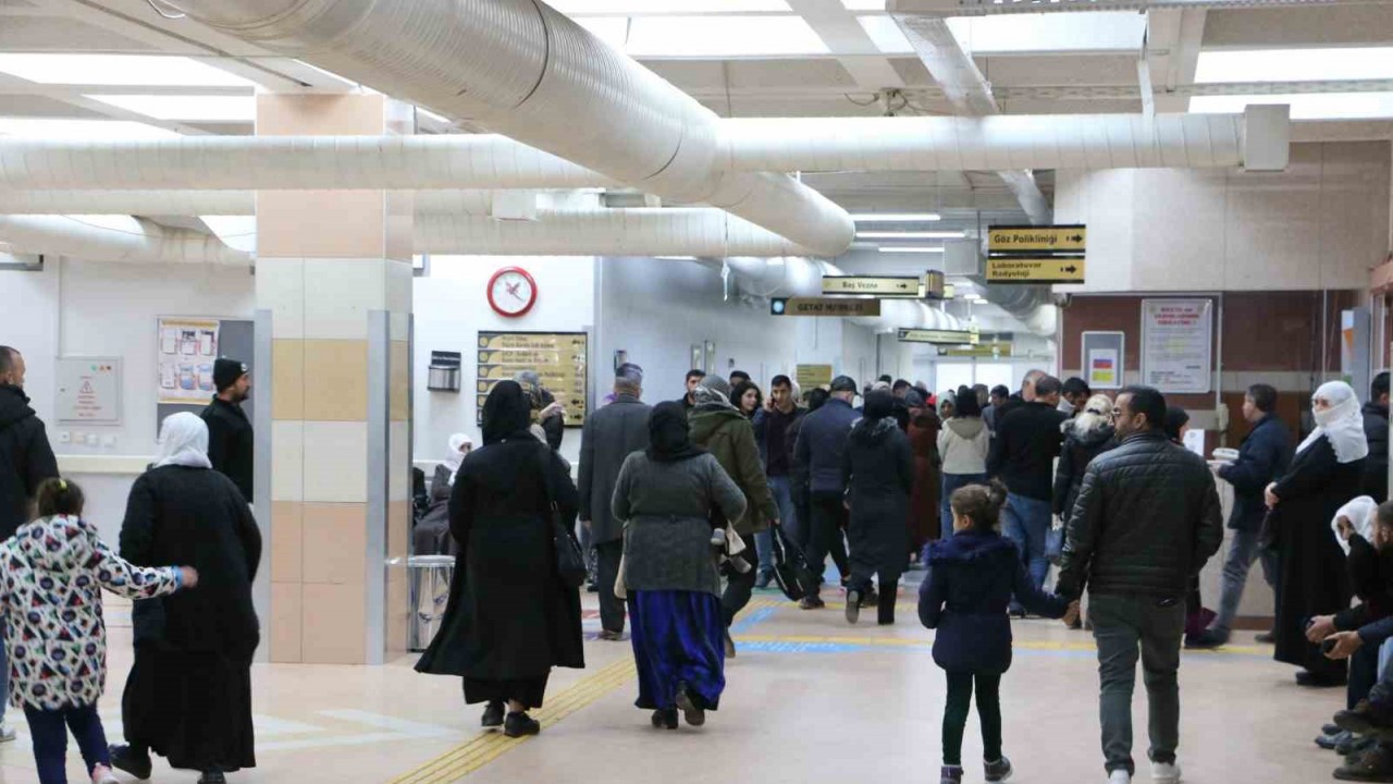 Diyarbakır'da hastane acilleri pandemiden sonra en yoğun dönemini yaşıyor