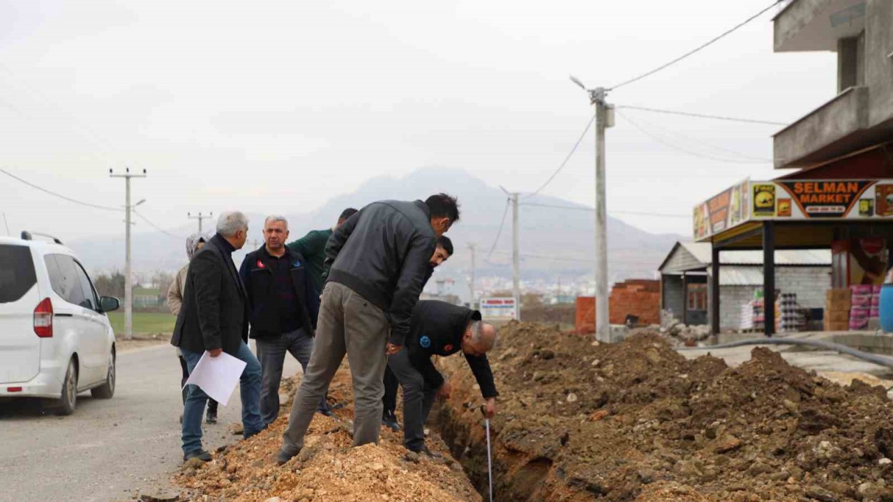 Ergani’de yeni içme suyu şebeke hattı