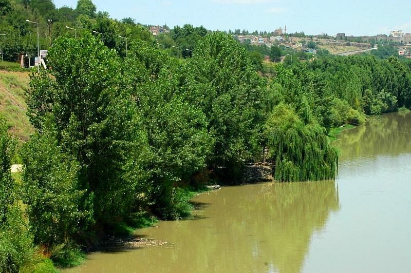 Dicle Nehri