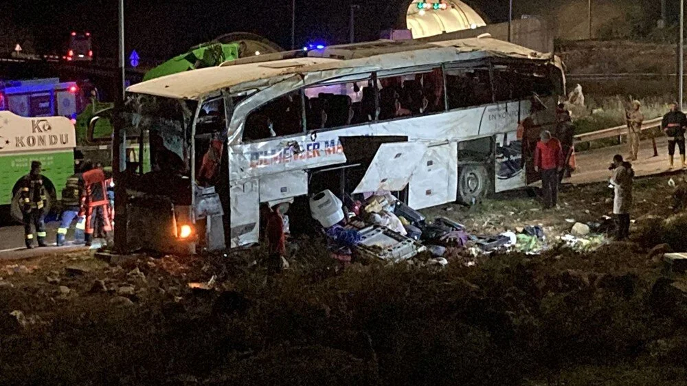 Mersin'de otobüs Faciası: 9 kişi öldü, 30 kişi yaralandı