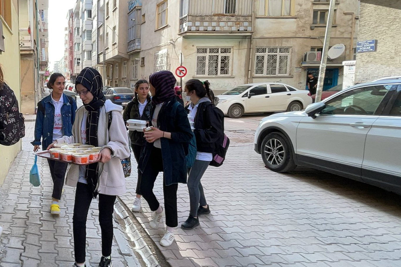 MEB Sosyal Sorumluluk Programı ile Öğrenci Gelişimine Katkı Sağlayacak