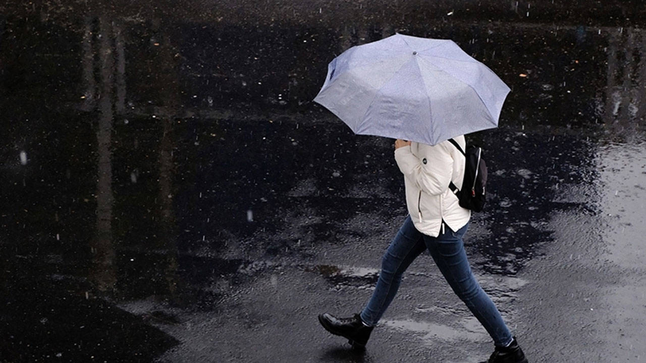 Meteoroloji Uyarıdı: Doğu Bölgelerinde Kuvvetli Yağışlar ve Kar Yağışı Riski