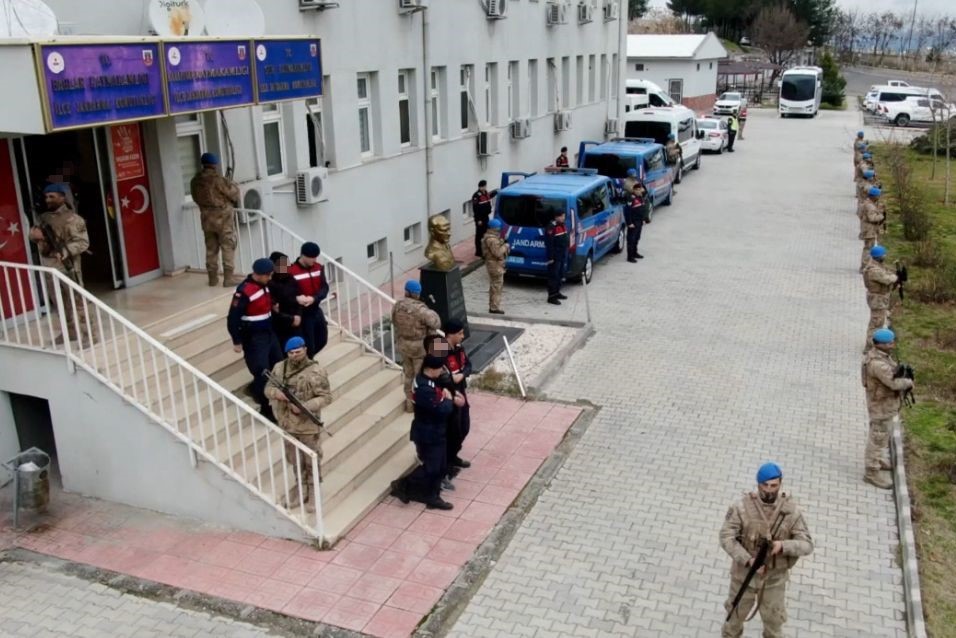 PKK/KCK'nın YPS Şehir Yapılanması Üyelerine Operasyon