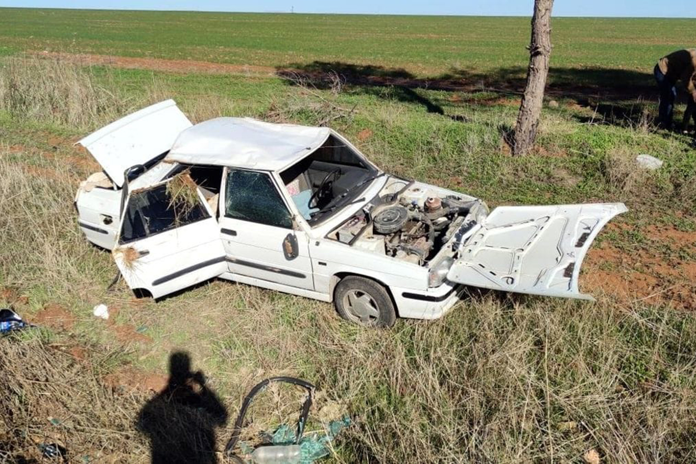 Şanlıurfa'da otomobil devrildi: 3 yaralı