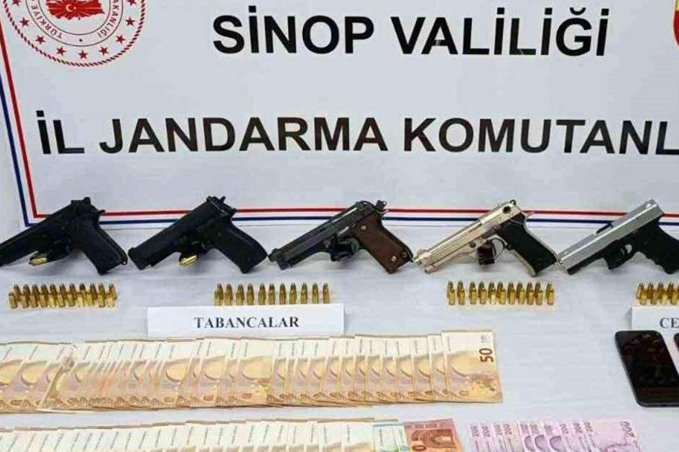 Sinop'ta 5 kişi gözaltına alındı