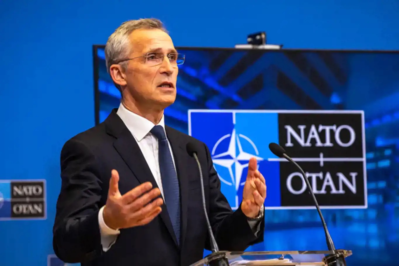 Stoltenberg: Ukrayna savaşı mühimmat savaşına dönüştü