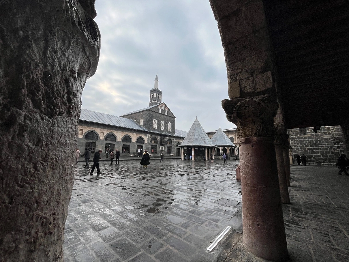 Ulu Camii Nerede? Ulu Cami Tarihi, Özellikleri, Hikayesi Ve Mimarı Hakkında Bilgi