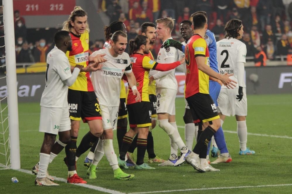 Göztepe ile Altay 66. randevuda