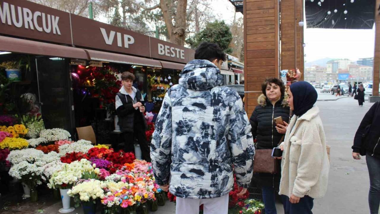 Çiçekçilerde 14 Şubat yoğunluğu