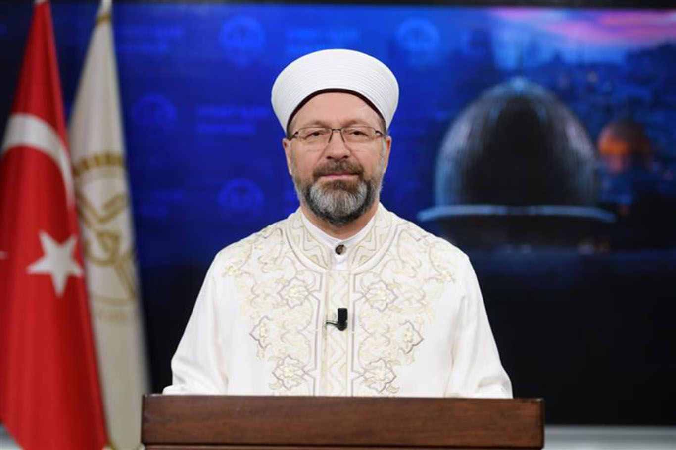 Diyanet İşleri Başkanı Erbaş'tan Miraç Kandili mesajı