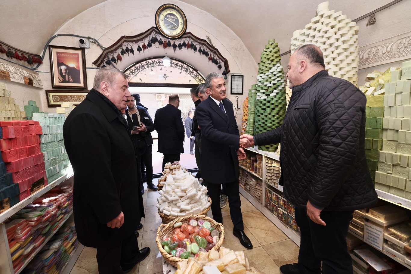 Mardin Valisi Akkoyun, Midyat ilçesini ziyaret etti