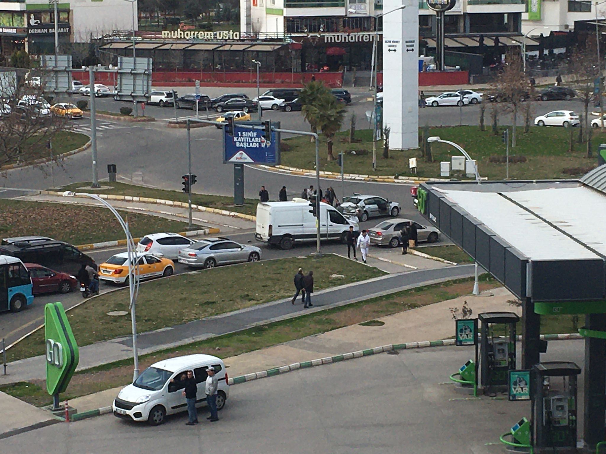 Fırat Bulvarı'nda Maddi Hasarlı Trafik Kazası