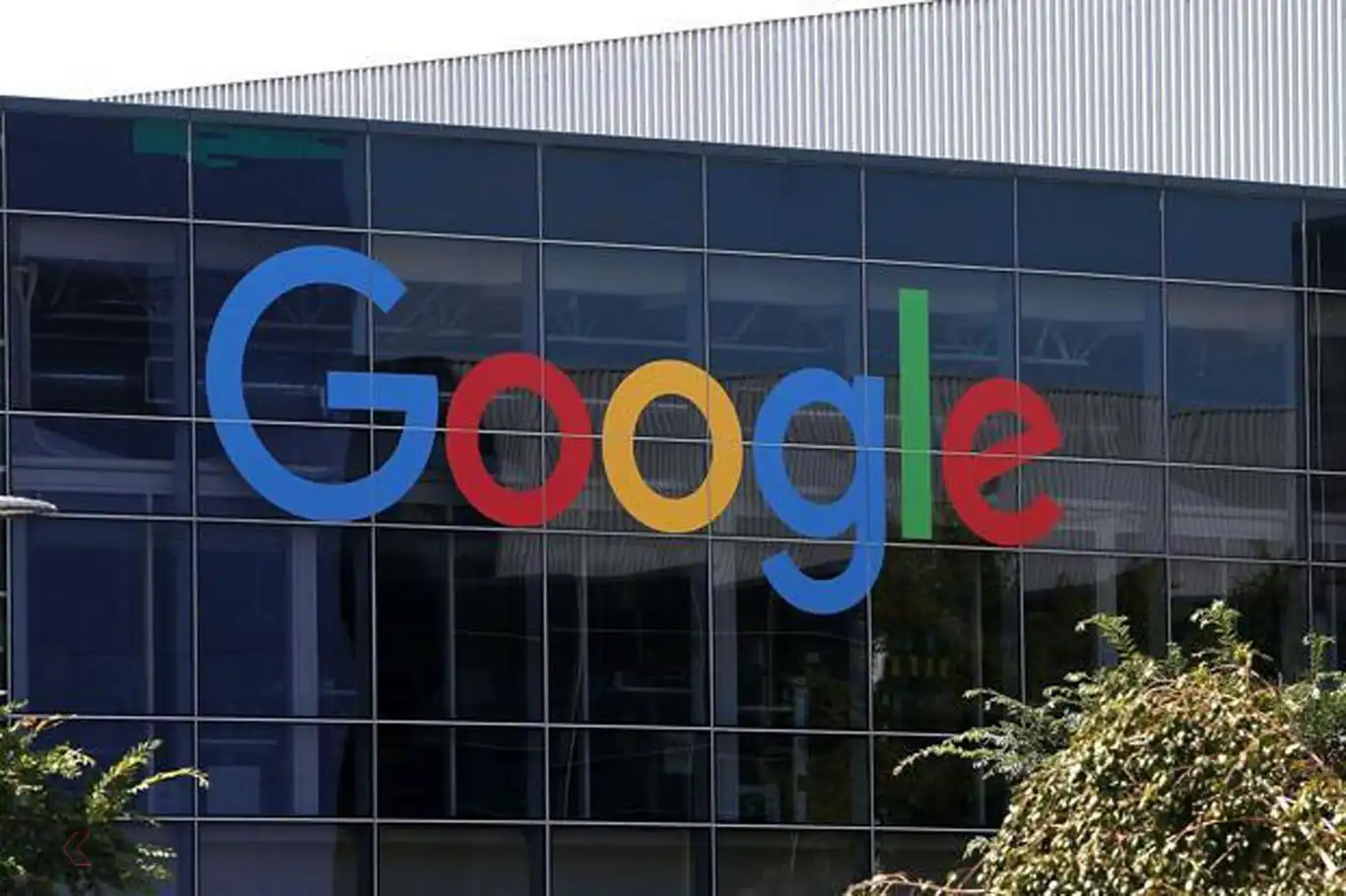 Google'a 250 milyon euro ceza! Google şokta!