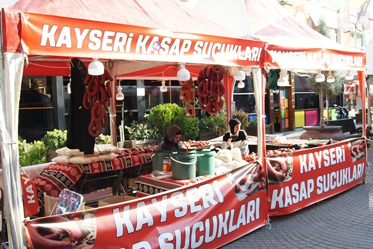 Diyarbakır’da Sanat Sokağında  fuar devam ediyor