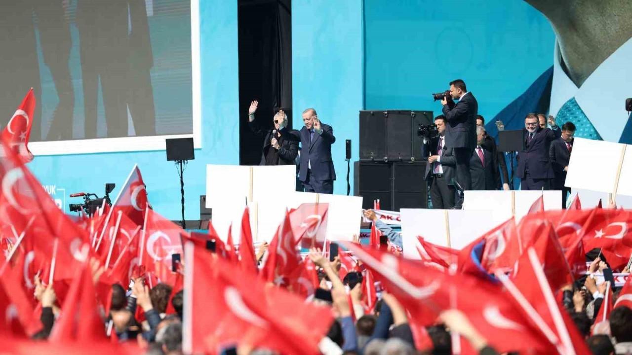 Cumhurbaşkanı Erdoğan: Yüzlerine Atatürk maskesi takıp yan gelip yattılar