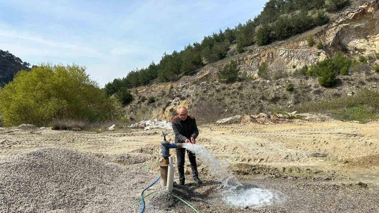 Taşkuyucak’ın yeni sondajında su verimi 10 litre