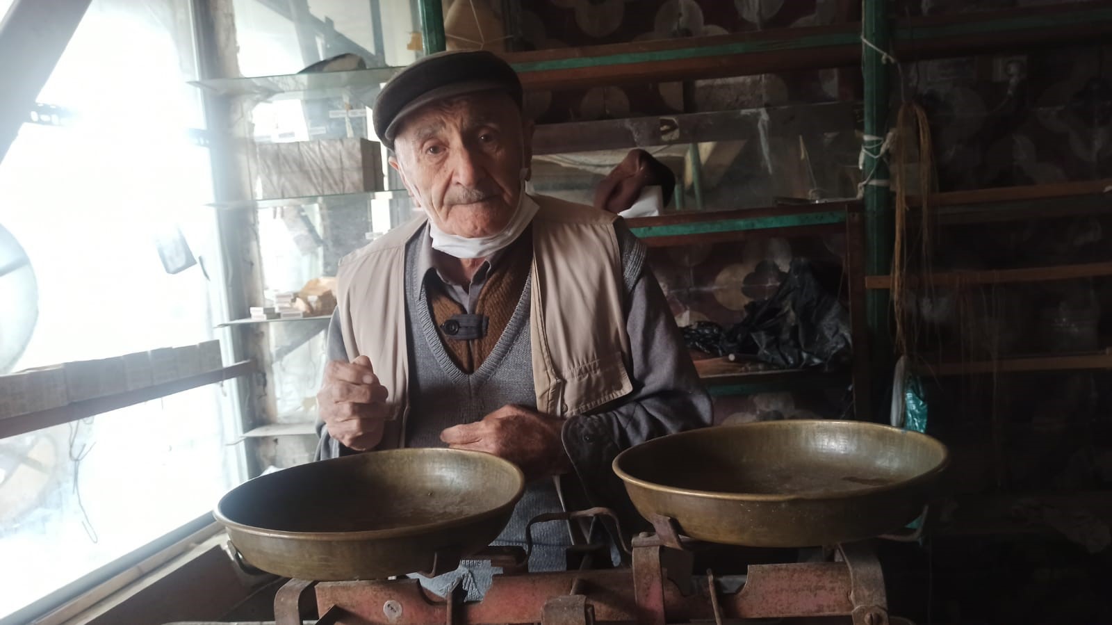 Efsane Terazi: 90 Yaşındaki Zekeriya Amcanın Değerli Mirası