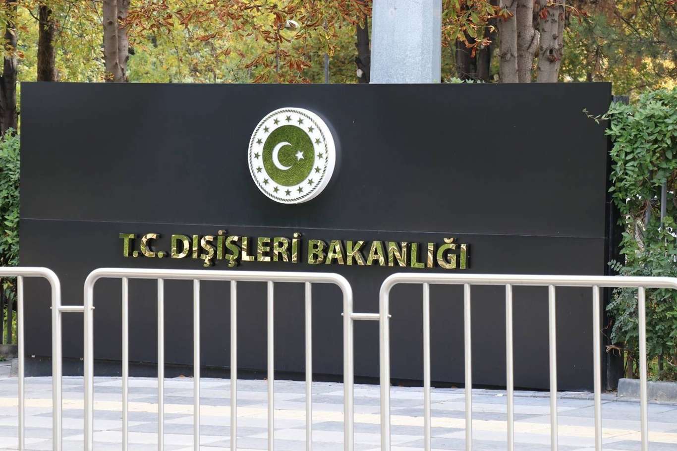 Dışişleri: Yardım kuyruğundaki sivillerin hedef alınması