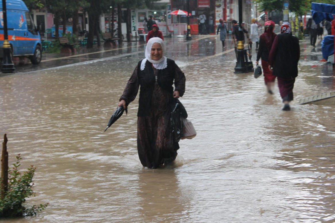 Güneydoğu'ya kar ve yağmur geliyor: Meteoroloji saat verdi