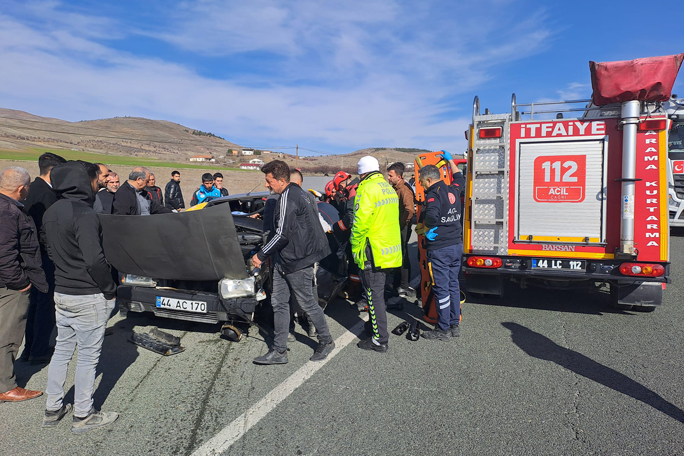 Malatya'da trafik kazası: 1'i ağır 3 yaralı