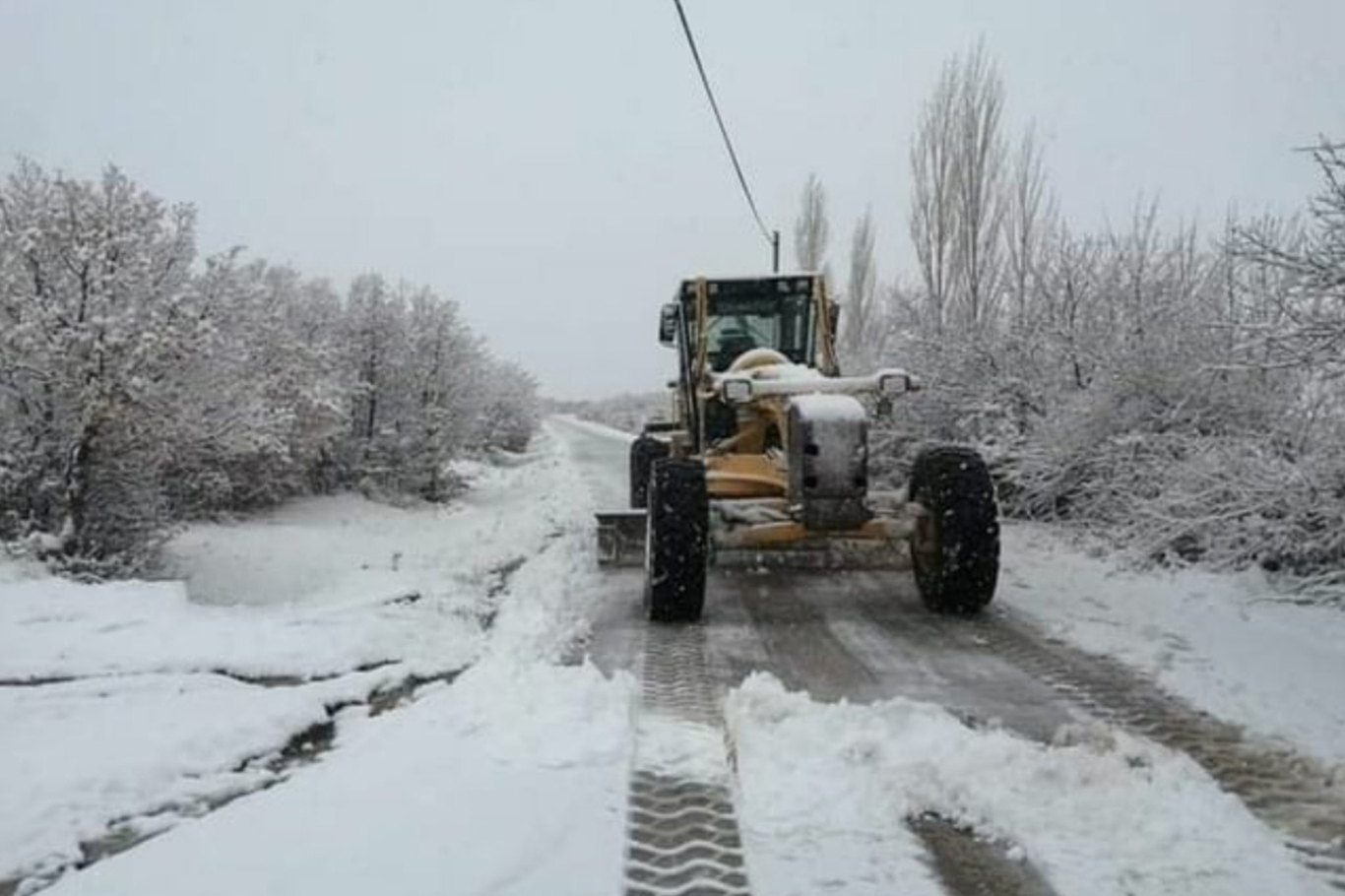 Van'da "mart" karı: 145 yolu ulaşıma kapandı