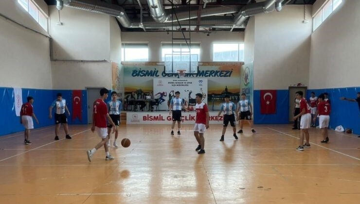 Bismil'de Gençler Arasında Heyecan Dolu Basketbol Müsabakaları