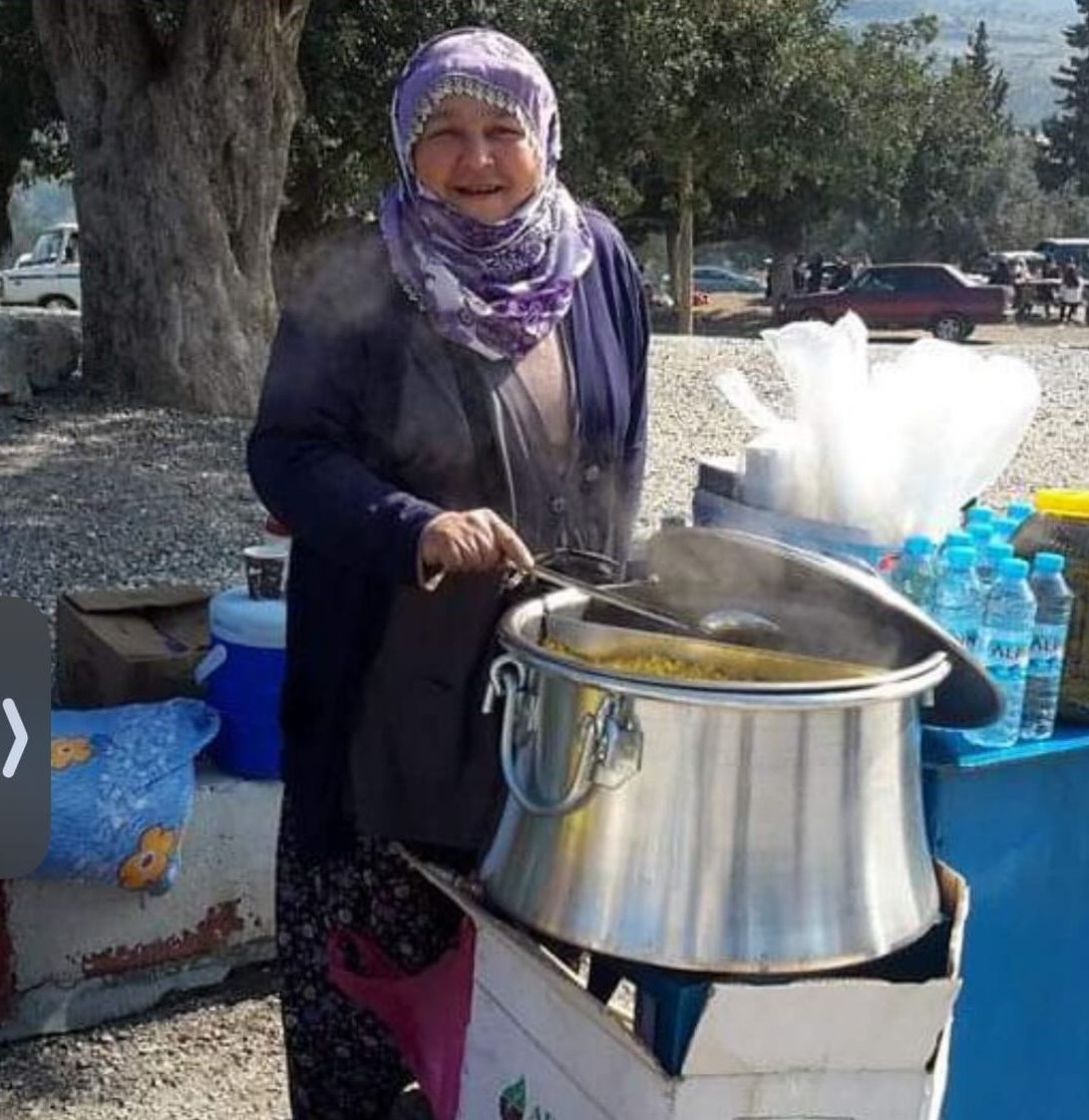 Hastanede vahşi cinayet: Oğlu annesini öldürdü