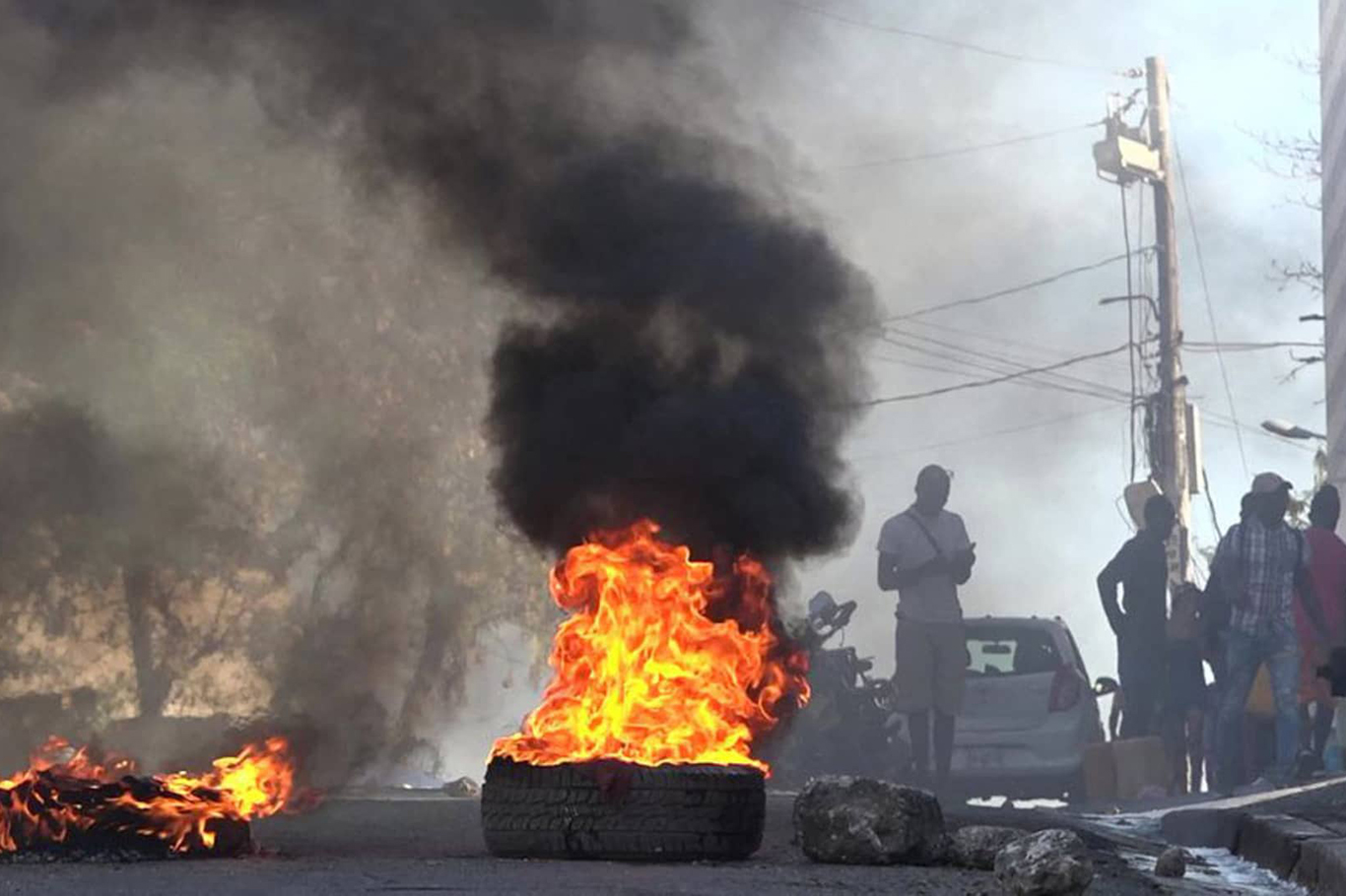 Haiti'de çatışmalar devam ediyor:  OHAL süresi bir ay daha uzatıldı