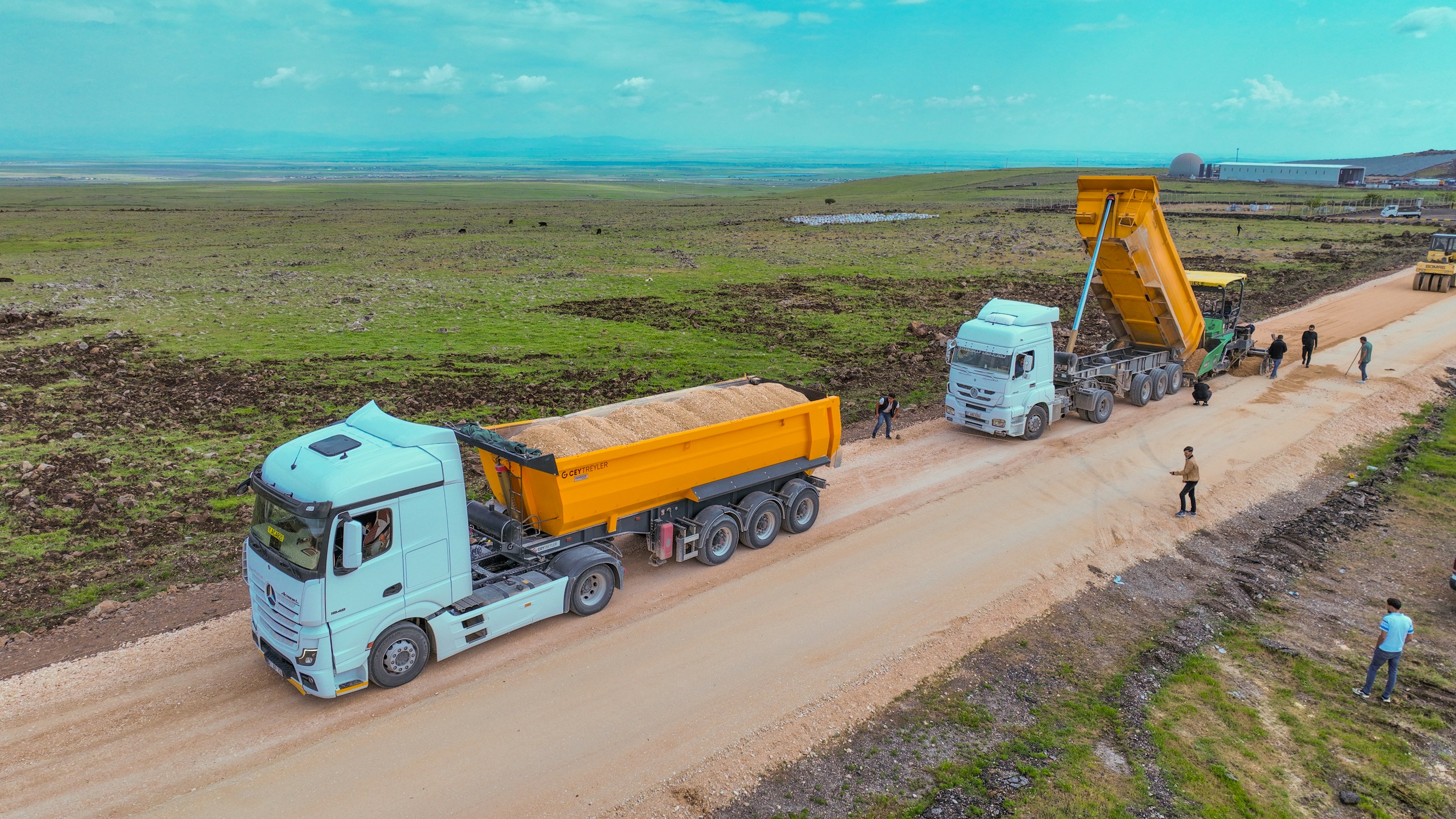 Diyarbakır'da 15 Kilometrelik Yol Yenileme Çalışmaları Devam Ediyor