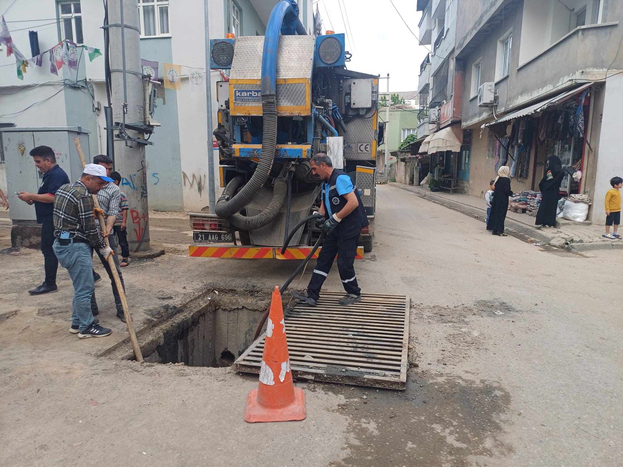 Diyarbakır'dan giden ekip, Cizre'deki Sel Felaketine Müdahale Etti