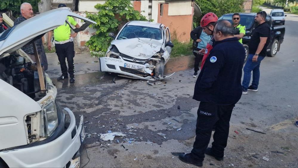 4 kişinin yaralandığı kazadan acı haber, 1 kişi hastanede hayatını kaybetti-2